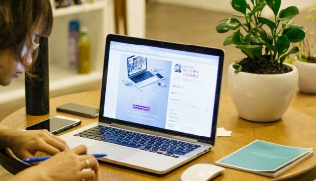Why Every Political Candidate Needs a Modern Website to Compete in Elections